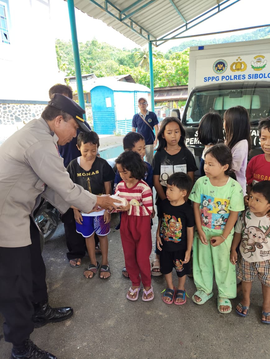 SPPG Yayasan Kemala Bhayangkari Cabang Sibolga Salurkan 2.000 Paket Gizi Anak untuk Penyintas Banjir dan Longsor