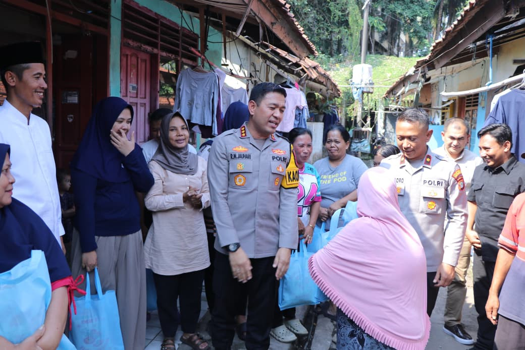 Jaga Jakarta+ On The Spot, Kapolres Tangerang Kota Bantu Warga dan Ajak Jaga Kamtibmas Bersama