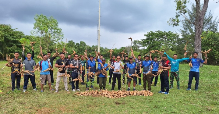Wujudkan Ketahanan Pangan, Lanal Dabo Singkep Ubah Lahan Tidur Jadi Lahan Produktif