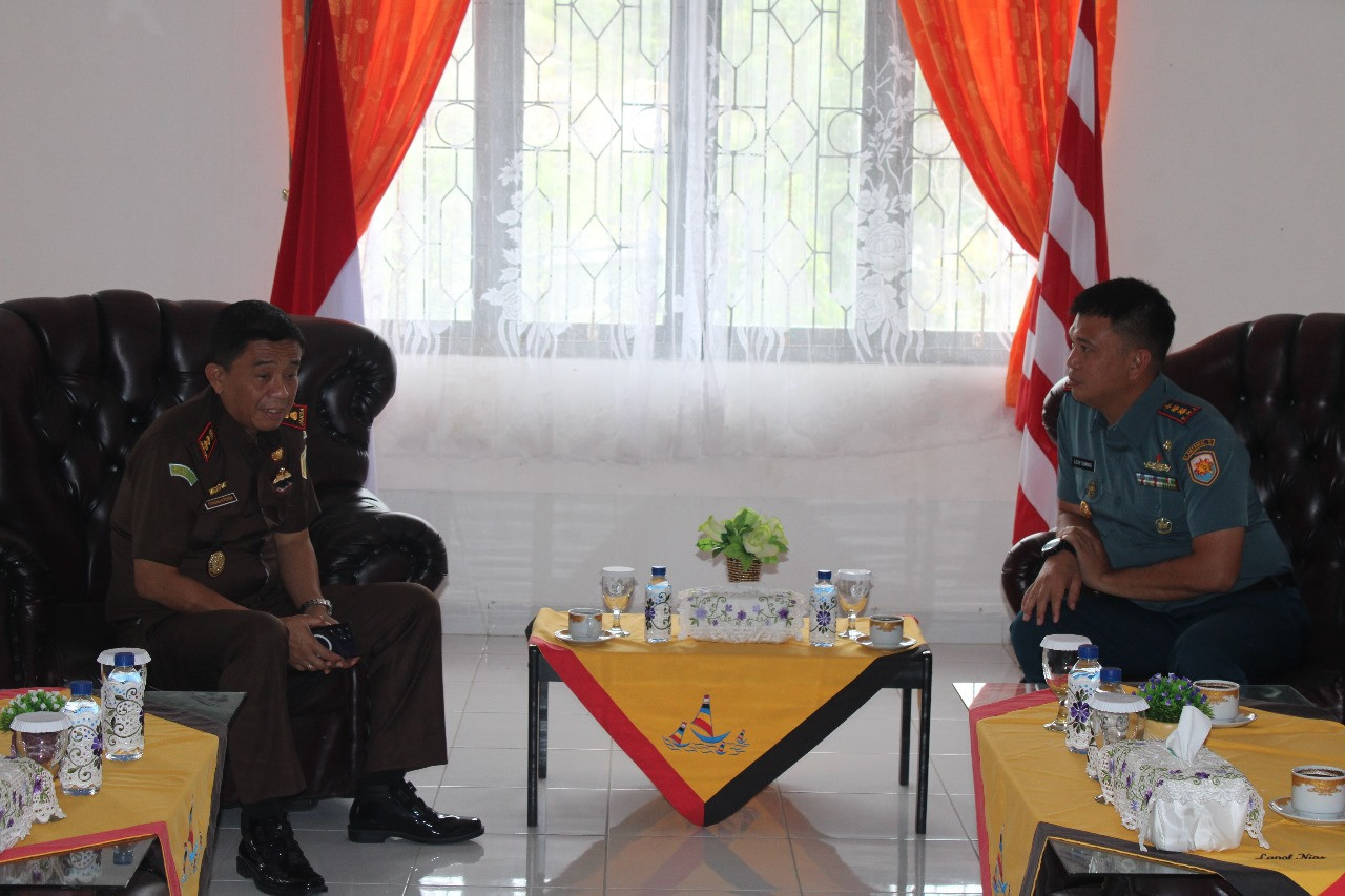 Komandan Lanal Nias Terima Kunjungan Kerja Kepala Kejaksaan Negeri Nias Selatan