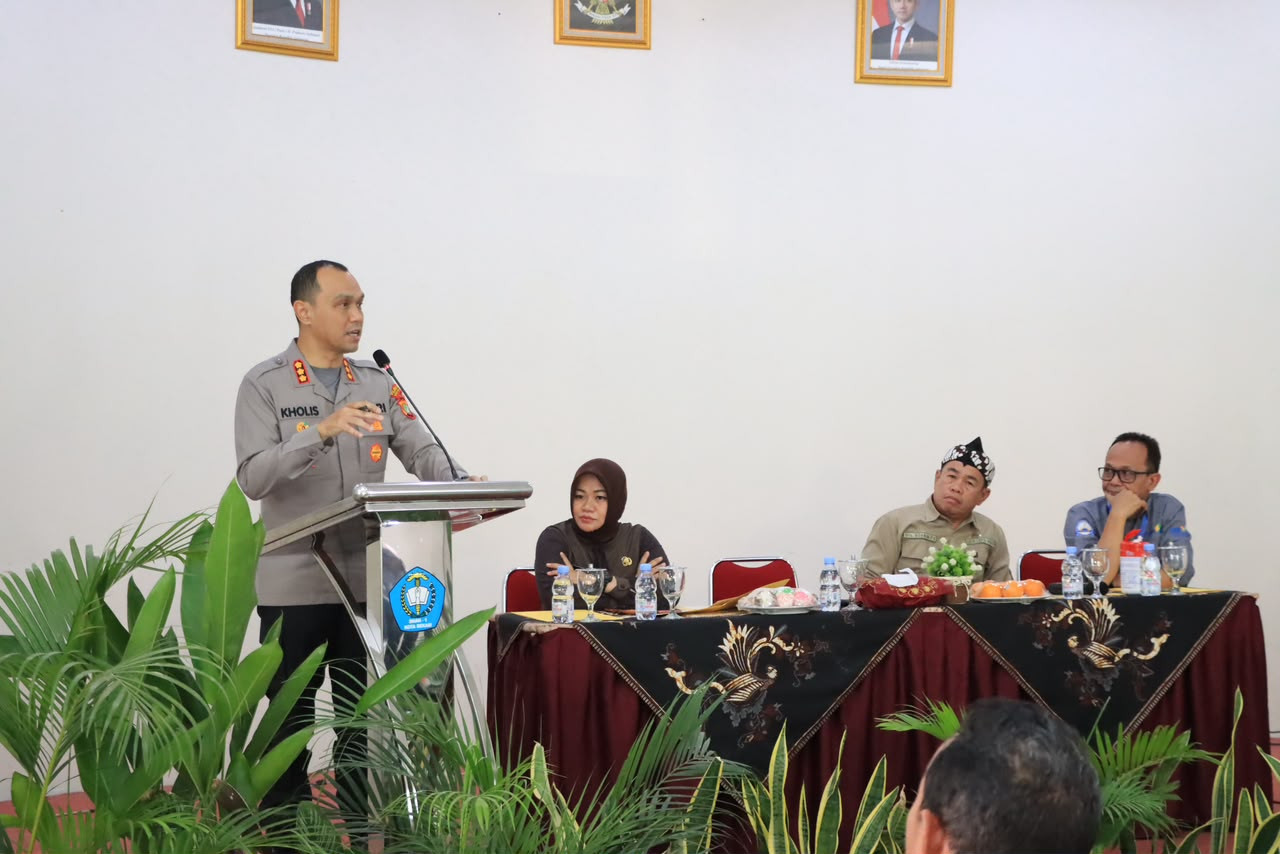 Polres Metro Bekasi Kota Bersama Kepala Sekolah se-Kota Bekasi Perkuat Jaga Pelajar untuk Masa Depan Generasi