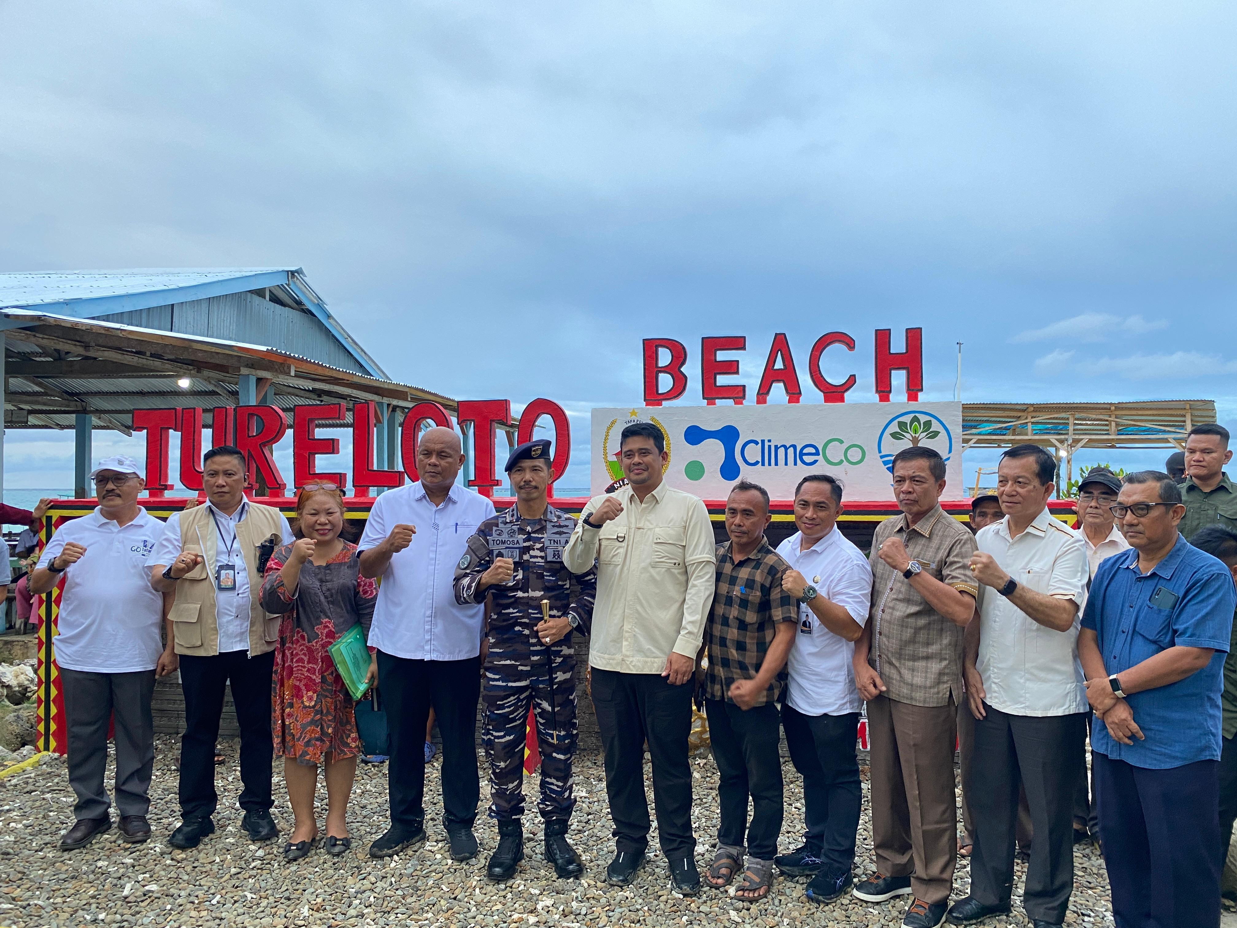 Komandan Lanal Nias Dampingi Gubernur Sumut Bobby Nasution Tinjau Fasilitas Kesehatan dan Budidaya Rumput Laut di Nias Utara