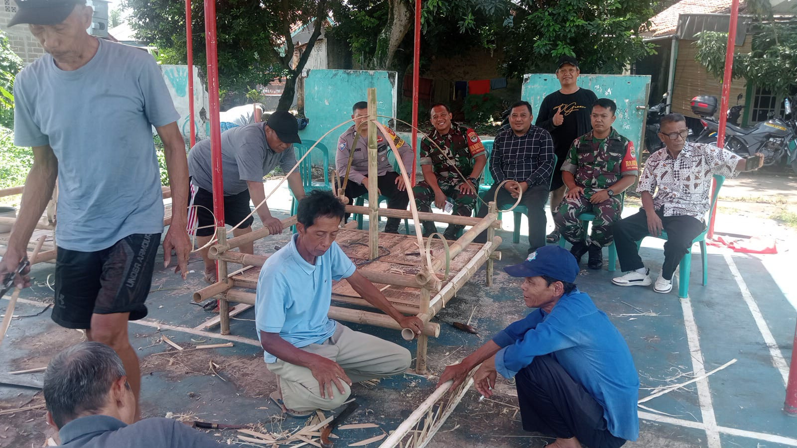 Lestarikan Budaya, Tiga Pilar Mustikasari Pantau Persiapan Lomba Dondang di Stadion Mini