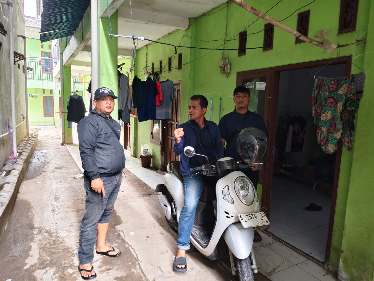 Ungkap Kasus Penipuan Viral di Media Sosial, Polsek Cikarang Barat Amankan Dua Terduga Pelaku