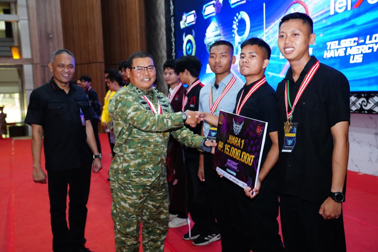 Askomlek Panglima TNI Tutup Rise The Ranger 2 Cyber Competition 2026