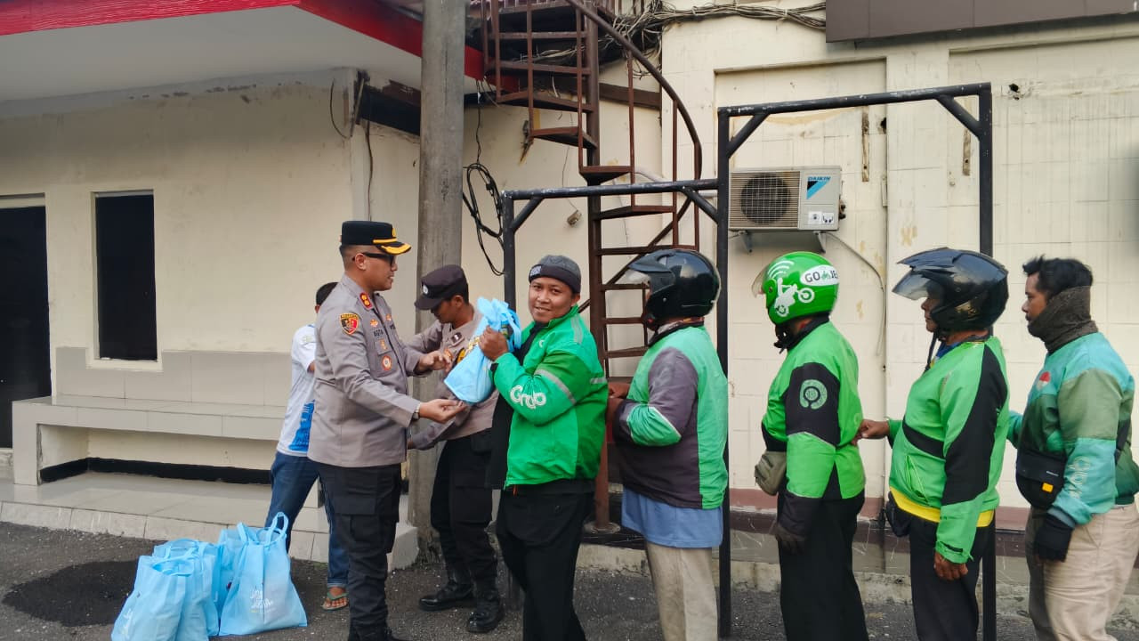 Polsek Penjaringan Bersama Komunitas Perkuat Kamtibmas
