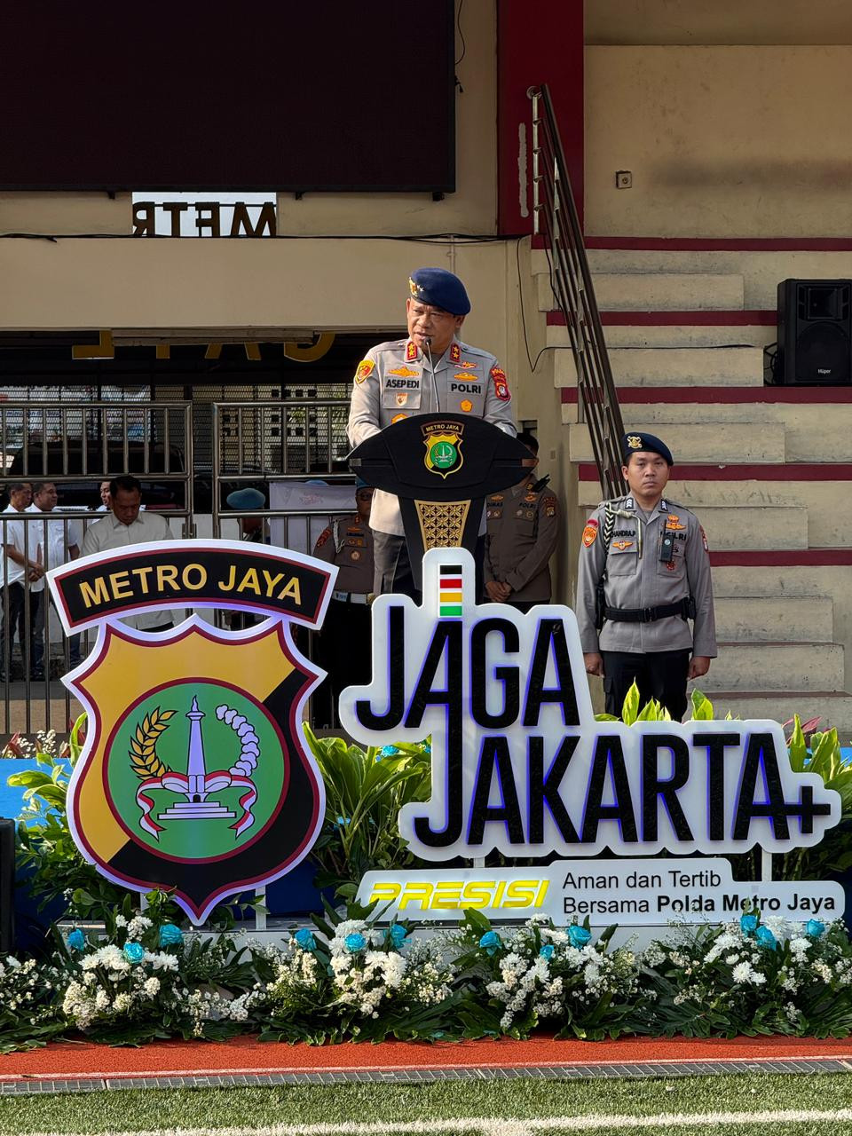 Kapolda Metro Jaya Pimpin Apel 2.098 Personel Brimob di Stadion Presisi, Tekankan Sikap Disiplin dan Humanis